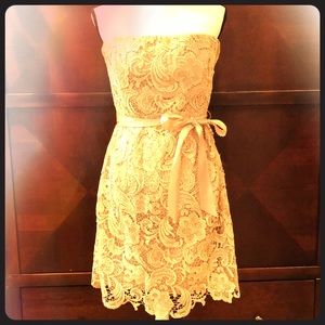 Lace formal dress